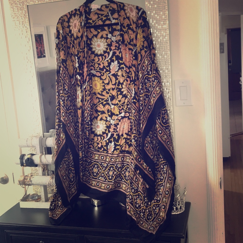 Size small FREE PEOPLE cover up